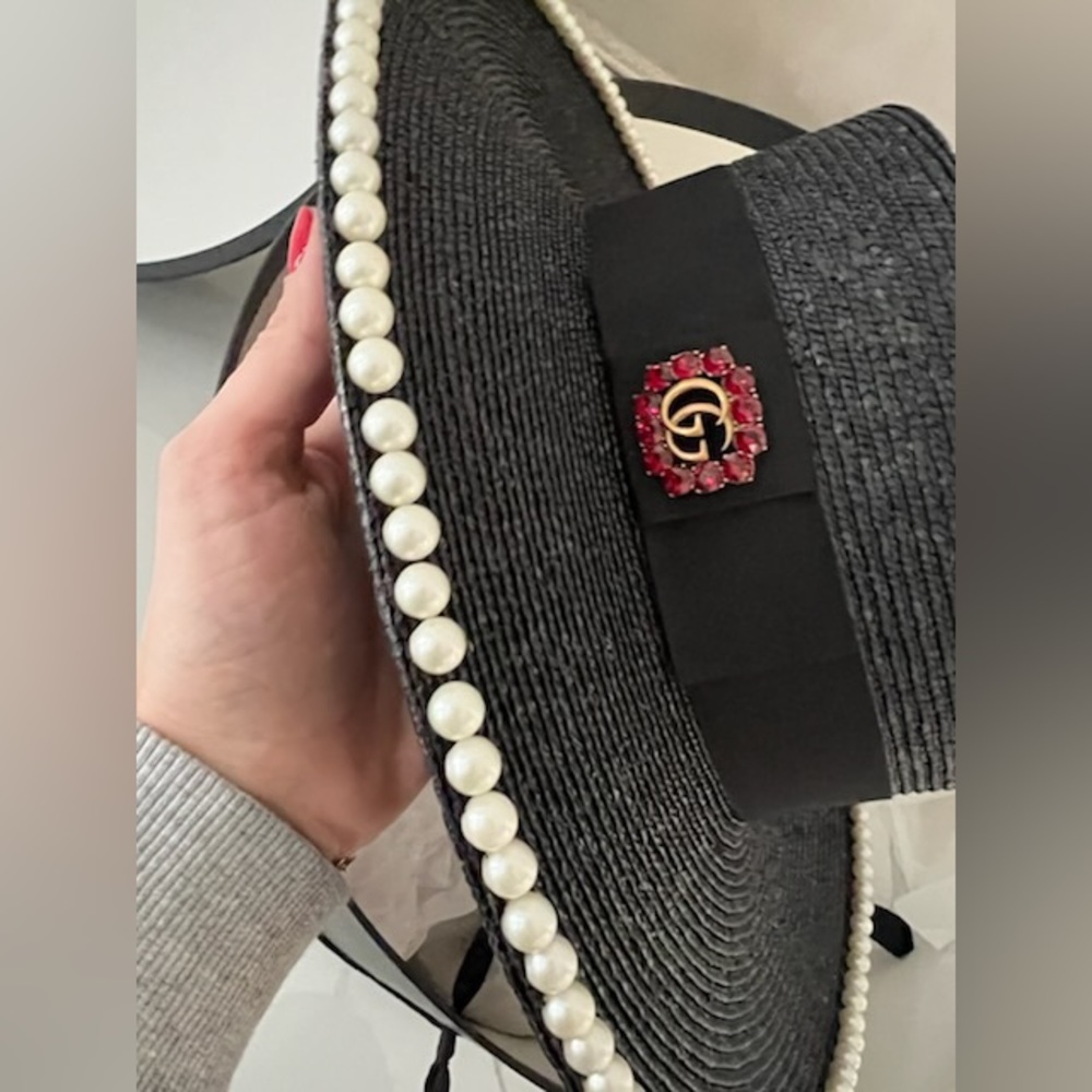LIMITED EDITION GUCCI HAT
